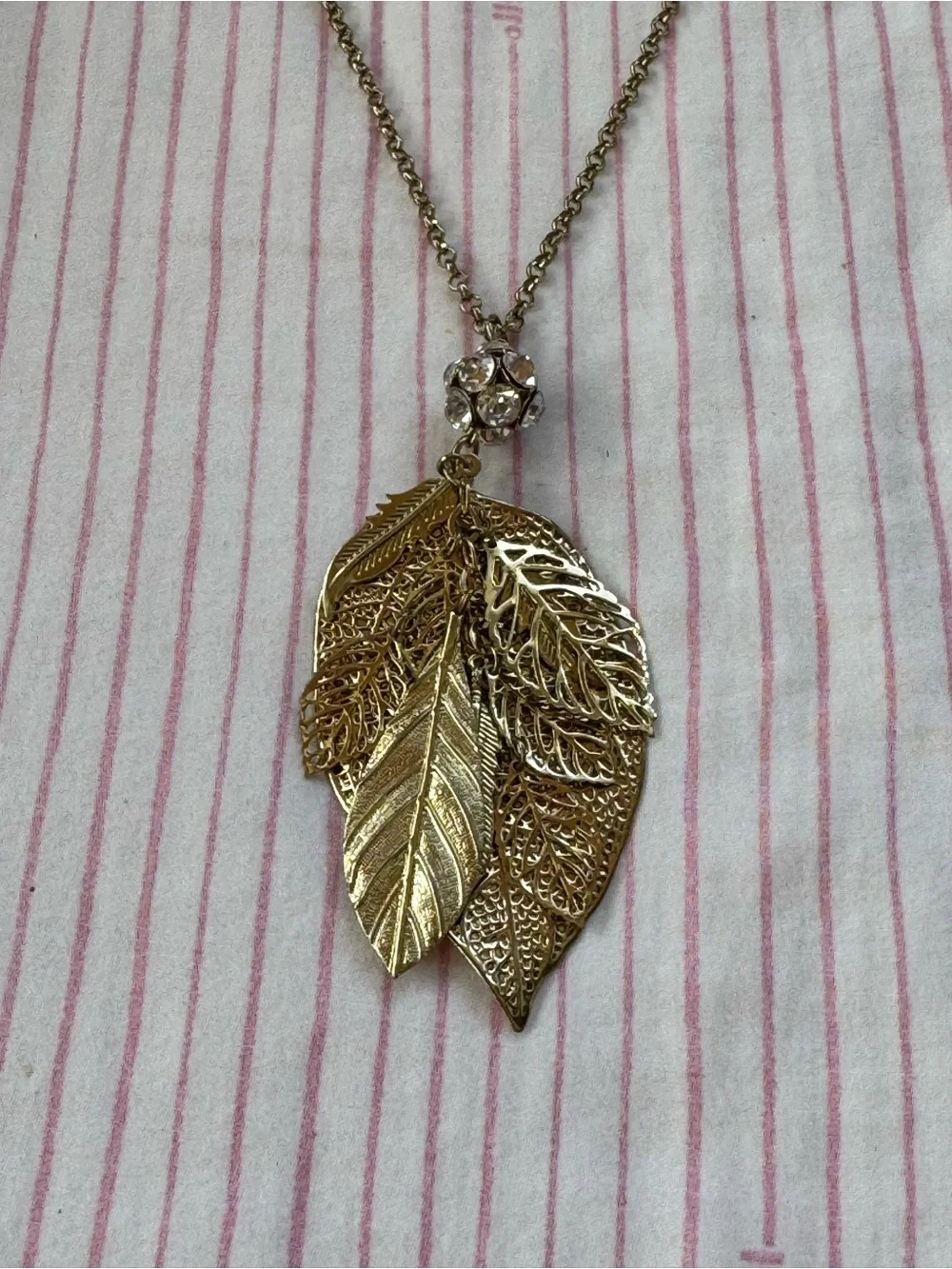 Gold Leaf Pendant Necklace - Metal Chain Women Costume Jewelry, GUC